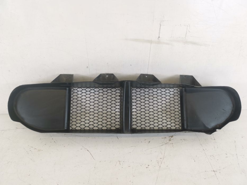 Решетка за въздухозаземяване / Maserati Grecale Оригинална, в добро съ