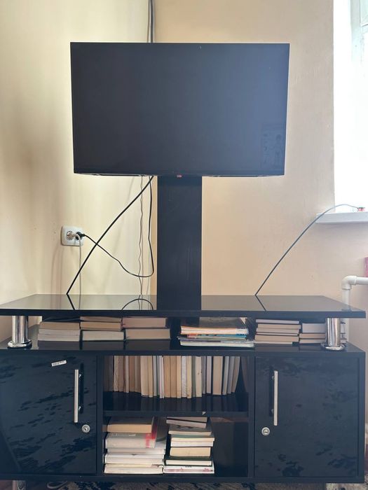 Mebil telvizor bilan