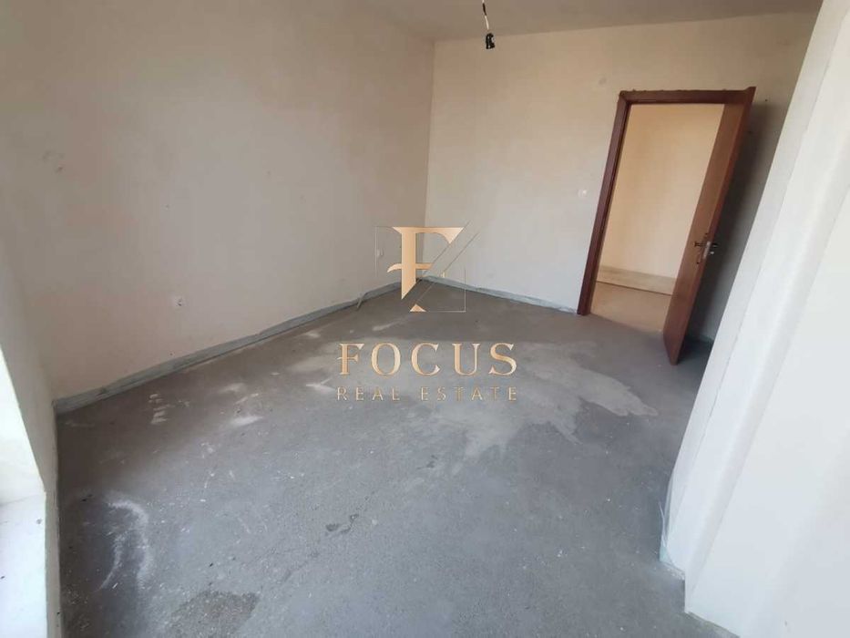 Продава се Четиристаен апартамент в Пловдив, Христо Смирненски - 330 кв.м за 781 €/кв.м - Снимка #2