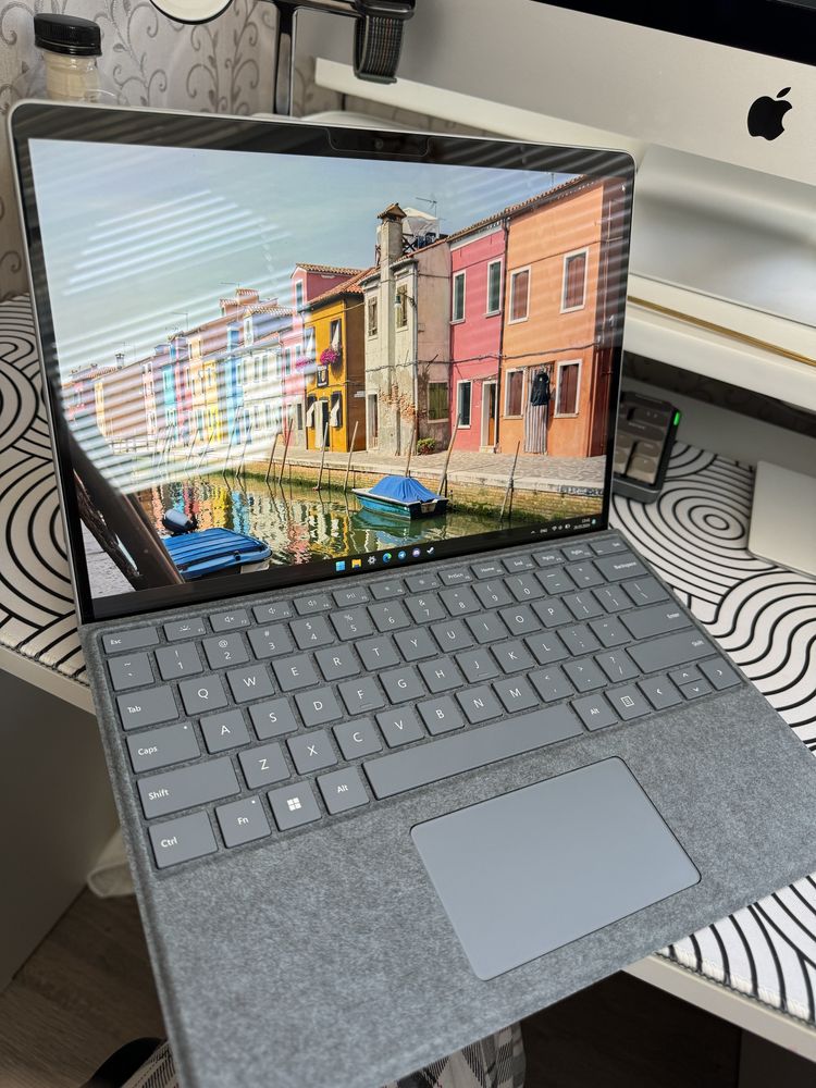 Microsoft Surface Pro 9