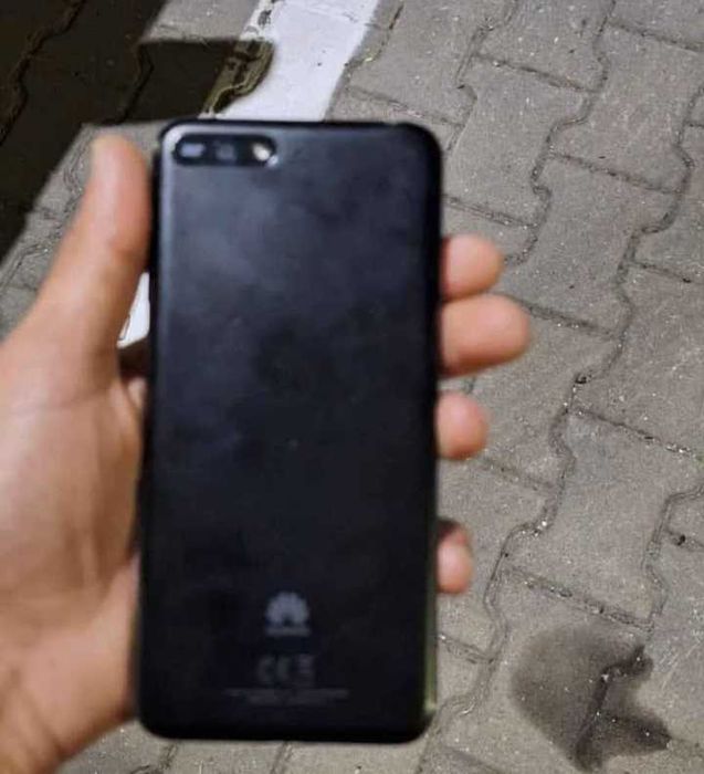 Vând Huawei Y6 2018