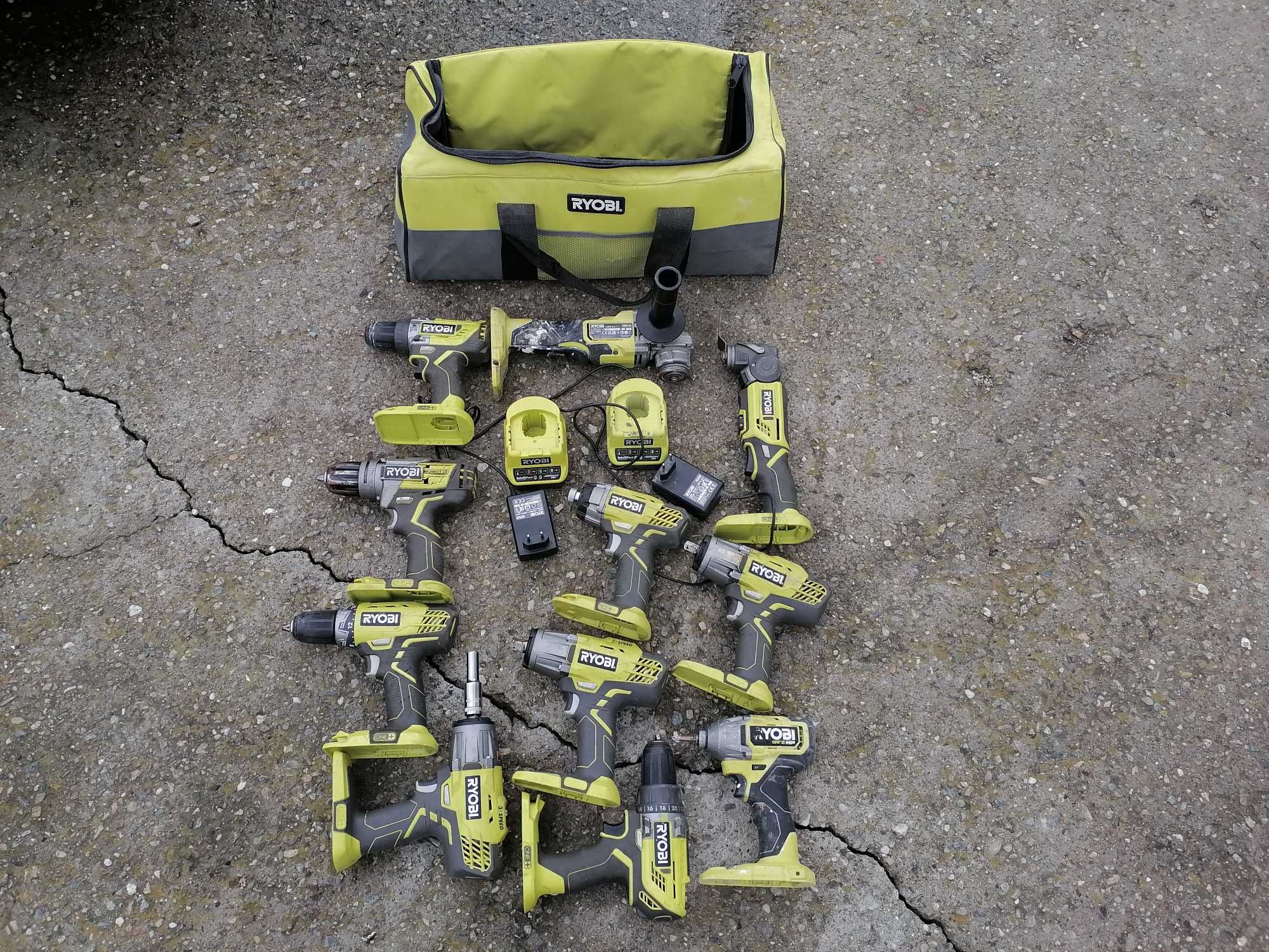 Colectie Geanta de scule Ryobi 18V