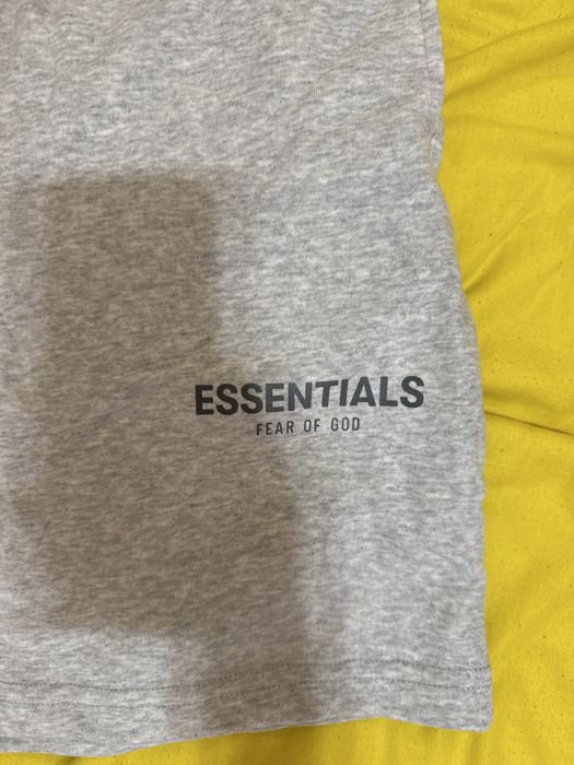 Essentials къси гащи