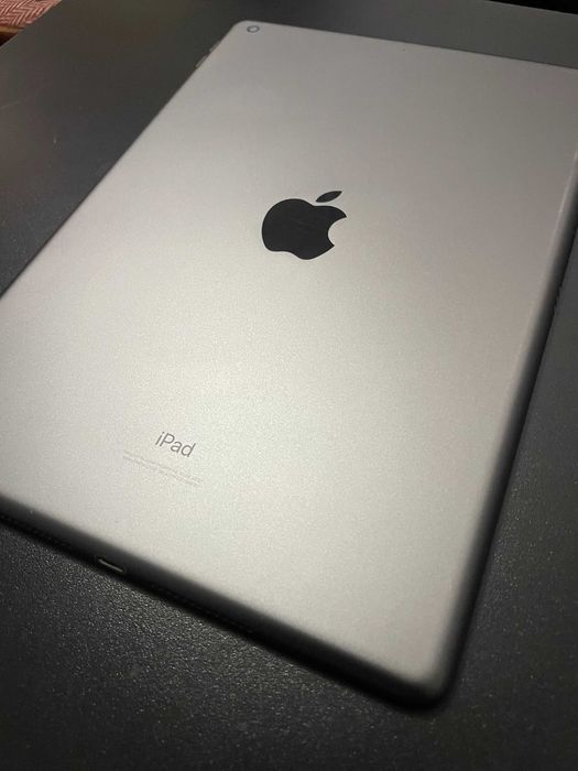 iPad 7th 128GB Space Gray