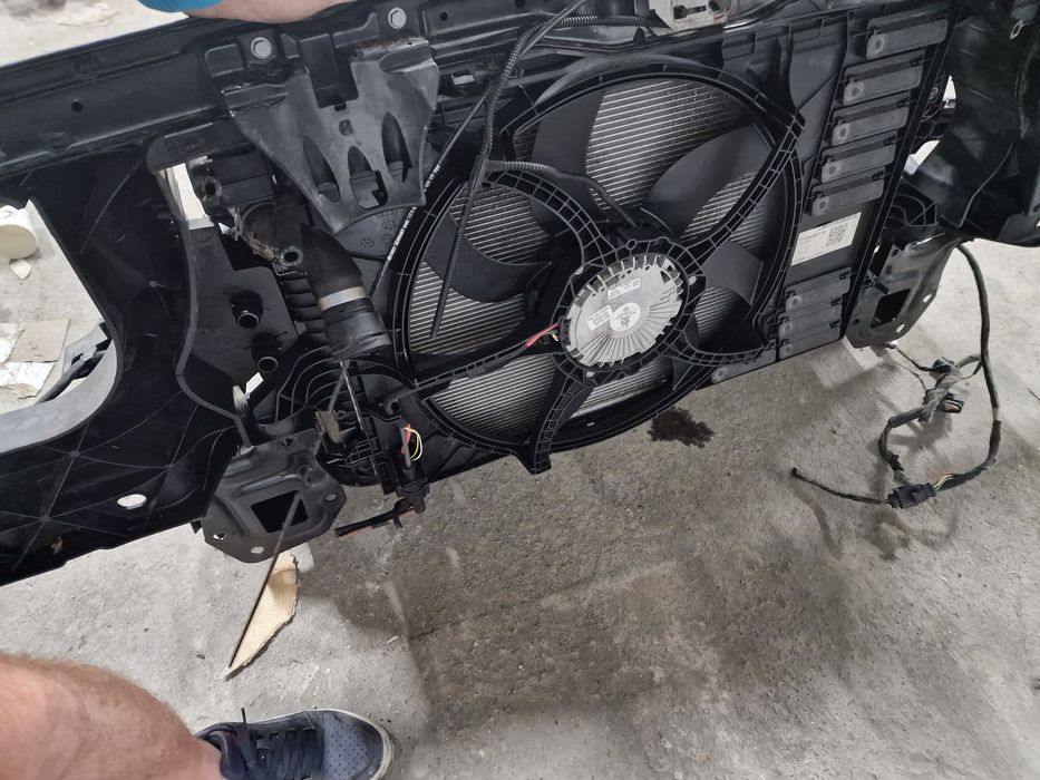 Fata completa vw t6 multivan caravelle transporter   piese dezmembrez