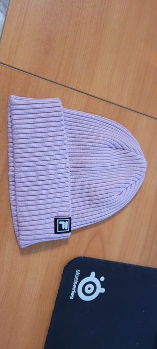Шапка FILA оригинал,  новая,  срезана  этикетка, унисекс, размер 57-59