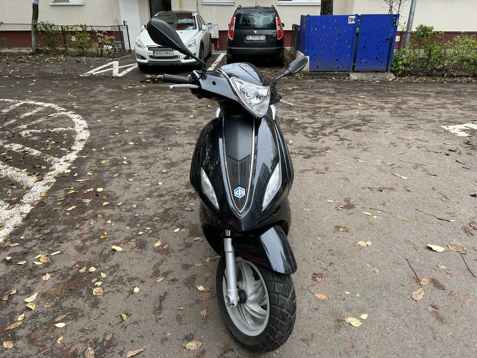 Piaggio fly 4T 50 categoria B