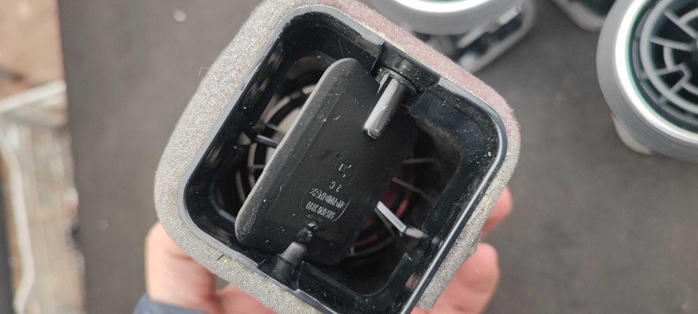 4бр духалки за Audi Q2 8U Sline може и на бройка