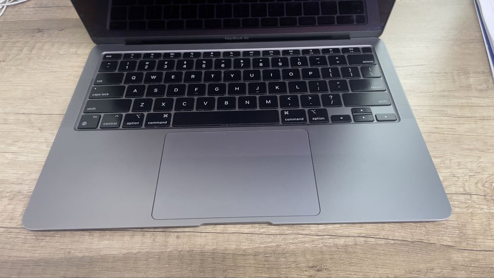 Macbook Air M1 8/256