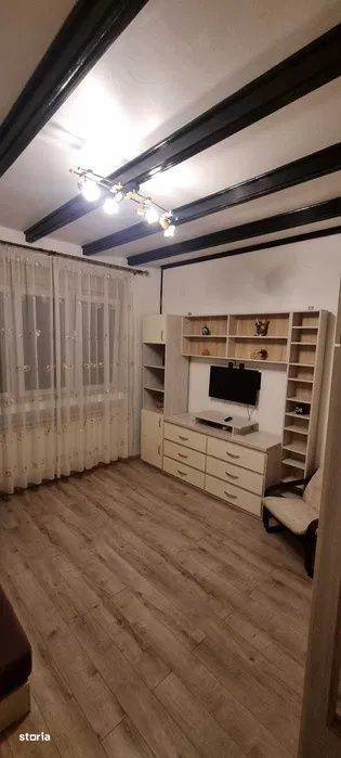 Apartament 2 camere/ Universitate / Centrala proprie / Metrou