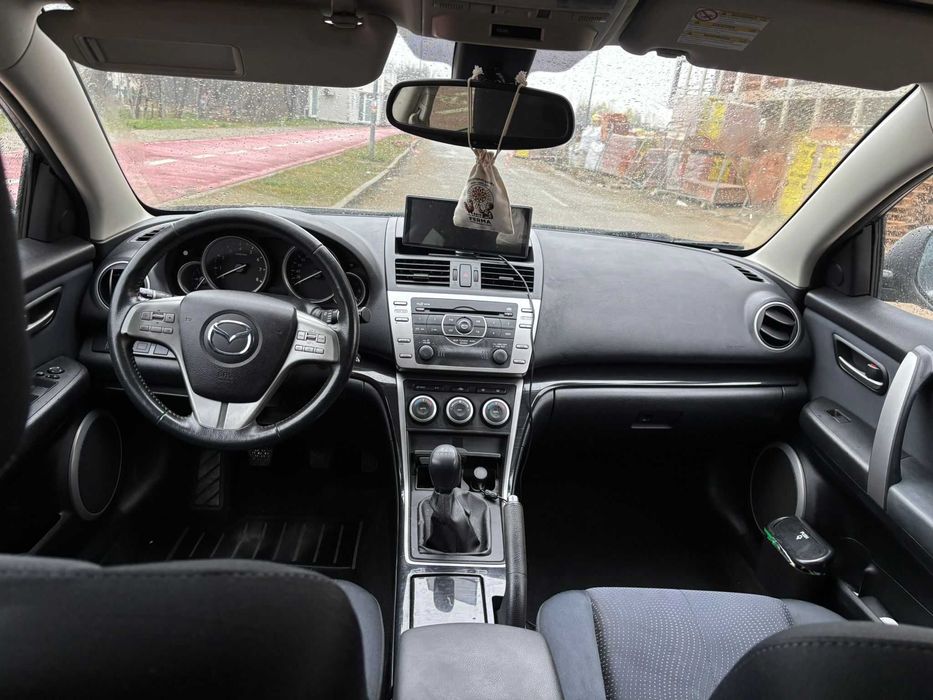 Vand Mazda 6, anul 2009, 1.8, benzina,  120 cp, 2 seturi de jante.