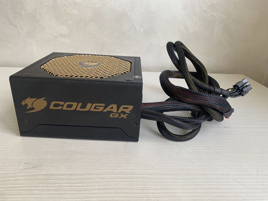 Продам блок питания Cougar GX-1050