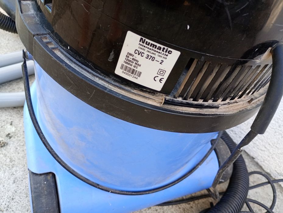 Aspirator Numatic Charles