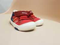 Pantofi roşii Geox bebeluşi, noi, mărime 20