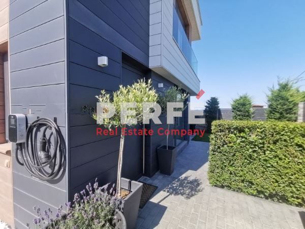 Дава се под наем Къща в Бургас, Крайморие - 180 кв.м за 2000 € - Снимка #9