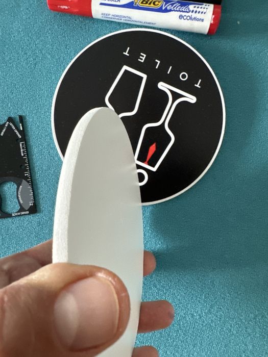 Semn toilet -fixa cu banda adeziva