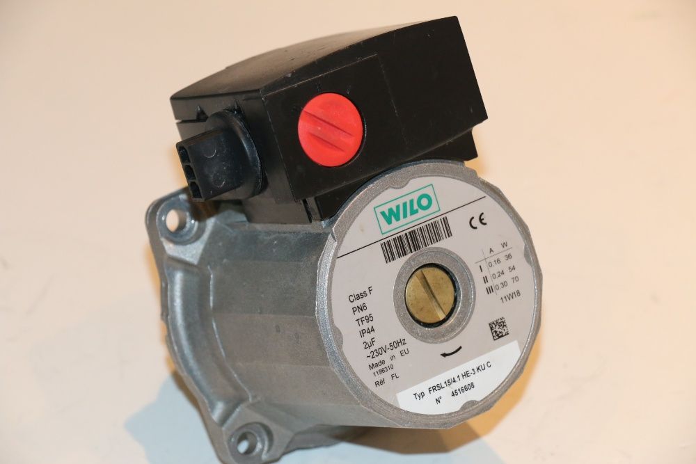 Pompa recirculare Wilo FRSL 15/4.1 HE -3 KU C Ferroli 24 kw