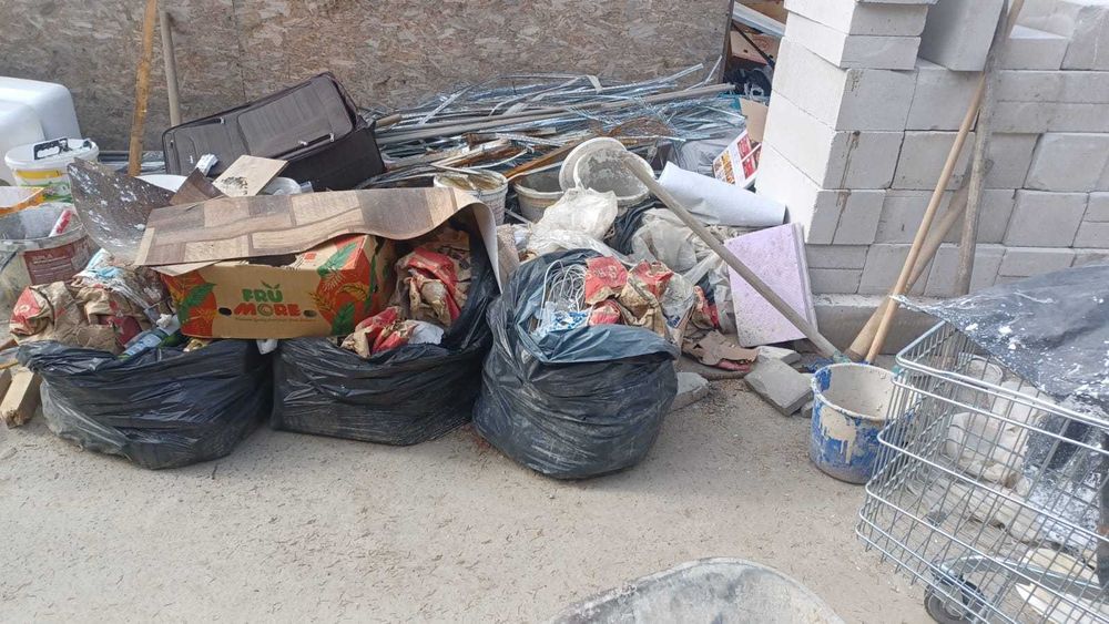 Curatenie spatii , curatenie apartamente ,debarasare gunoi, moloz