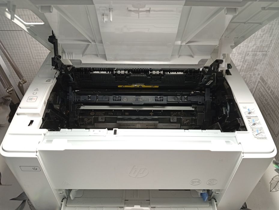Принтер hp Lazer jet Pro M102a