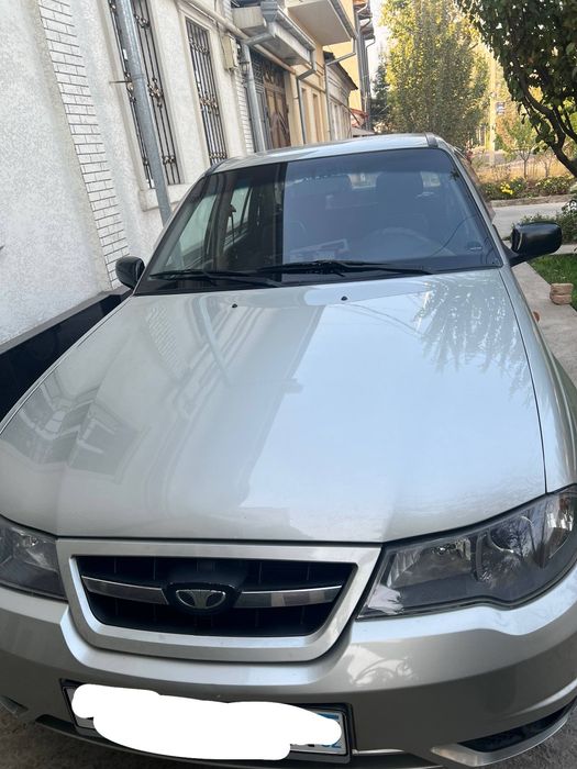 Nexia 2 сотилади. Металлик ранг