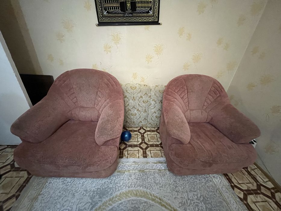 Продам кресло 2 и диван