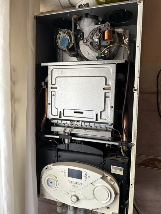 Centrală gaz Ariston Class Evo 24FF