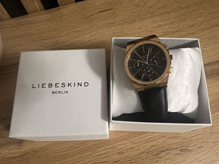 Дамски часовник Liebeskind