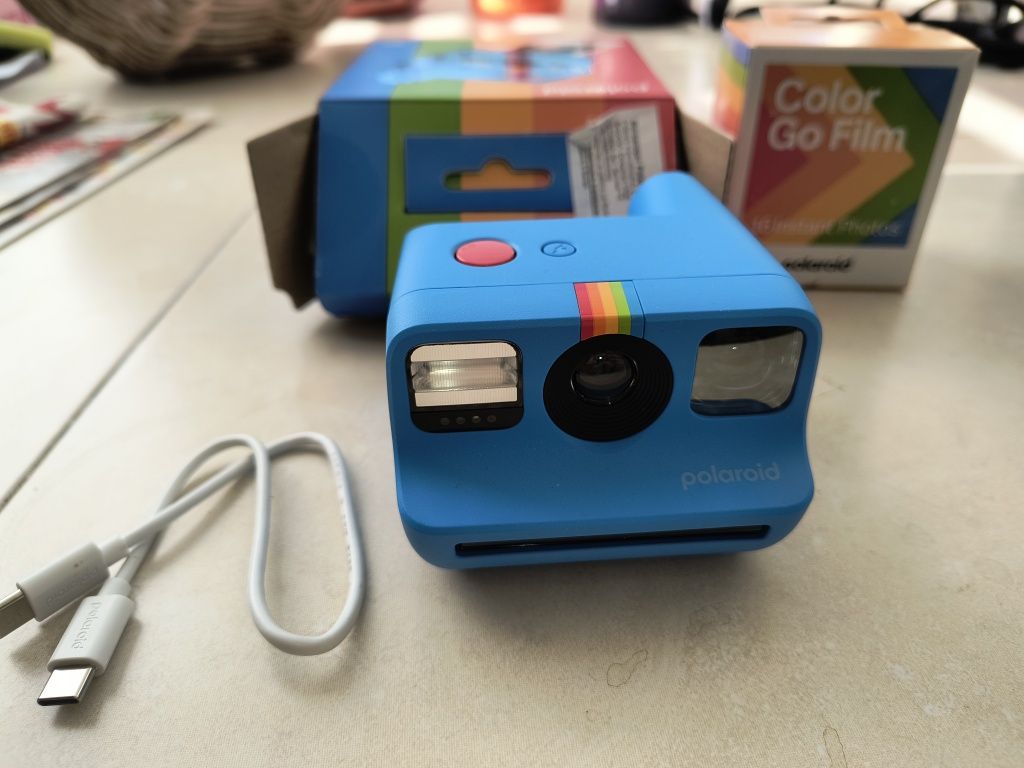 Фото апарат Polaroid Go instant camera G2