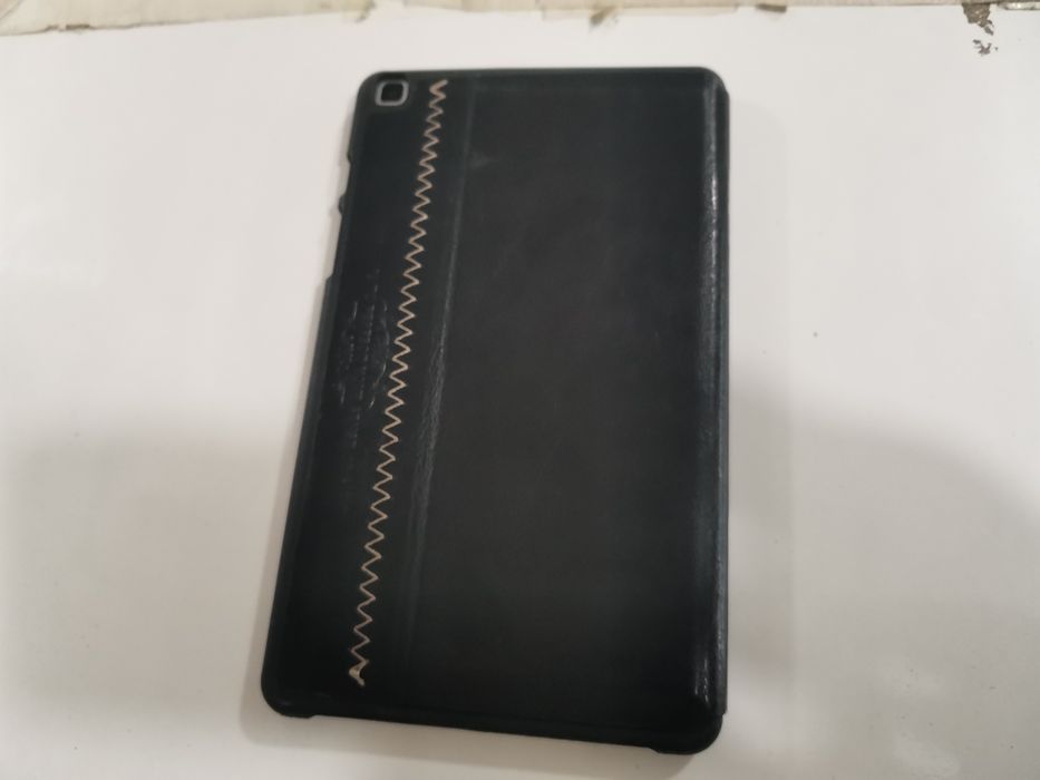Планшет Тab A Samsung сотилади.