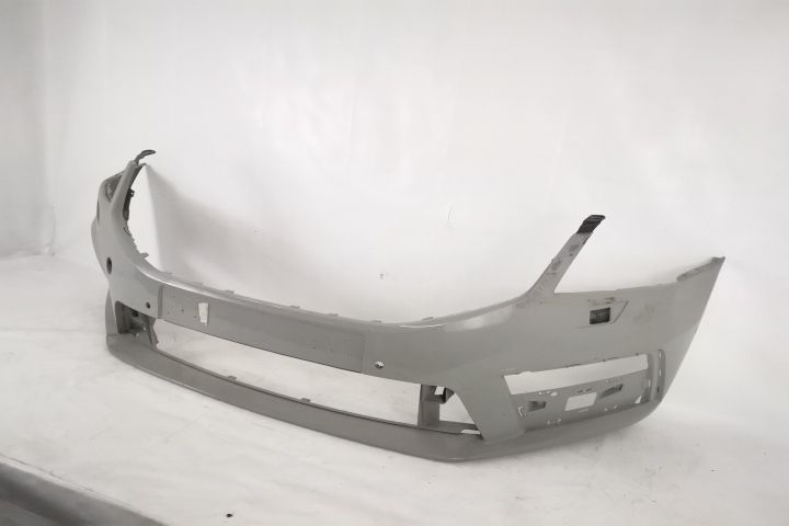 Предна Броня Оригинална С Датчици И Мивка В Добро Състояние VRS RS Шко