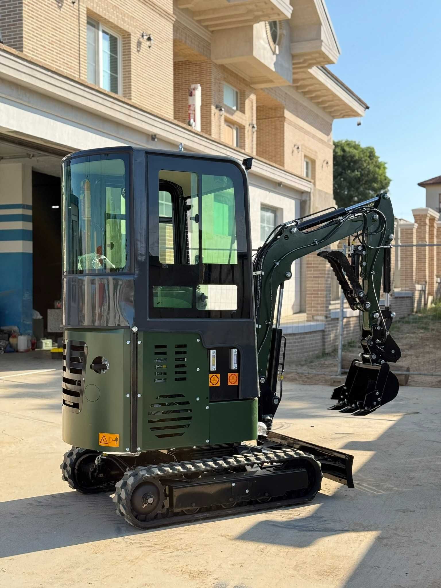 Мини Багер Muller E1.7 | Гаранция | Нов | 3 цилиндъра