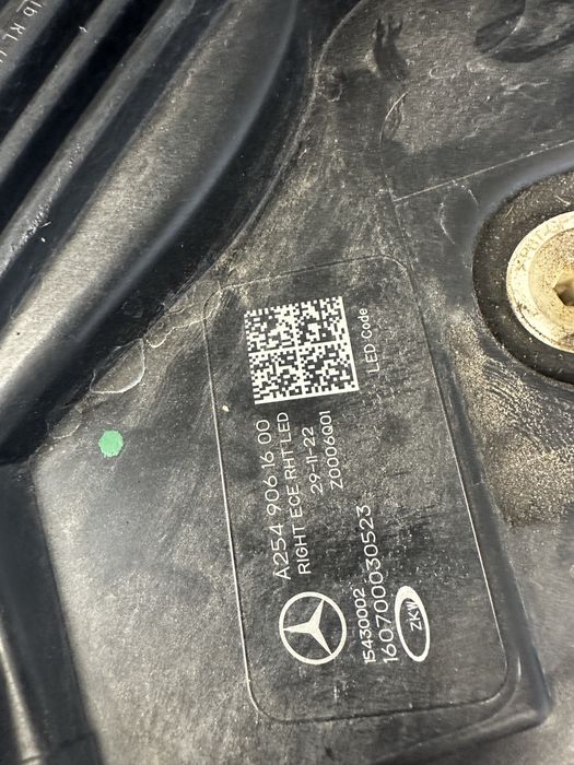 Mercedes w254 GLC led фар фарове десен