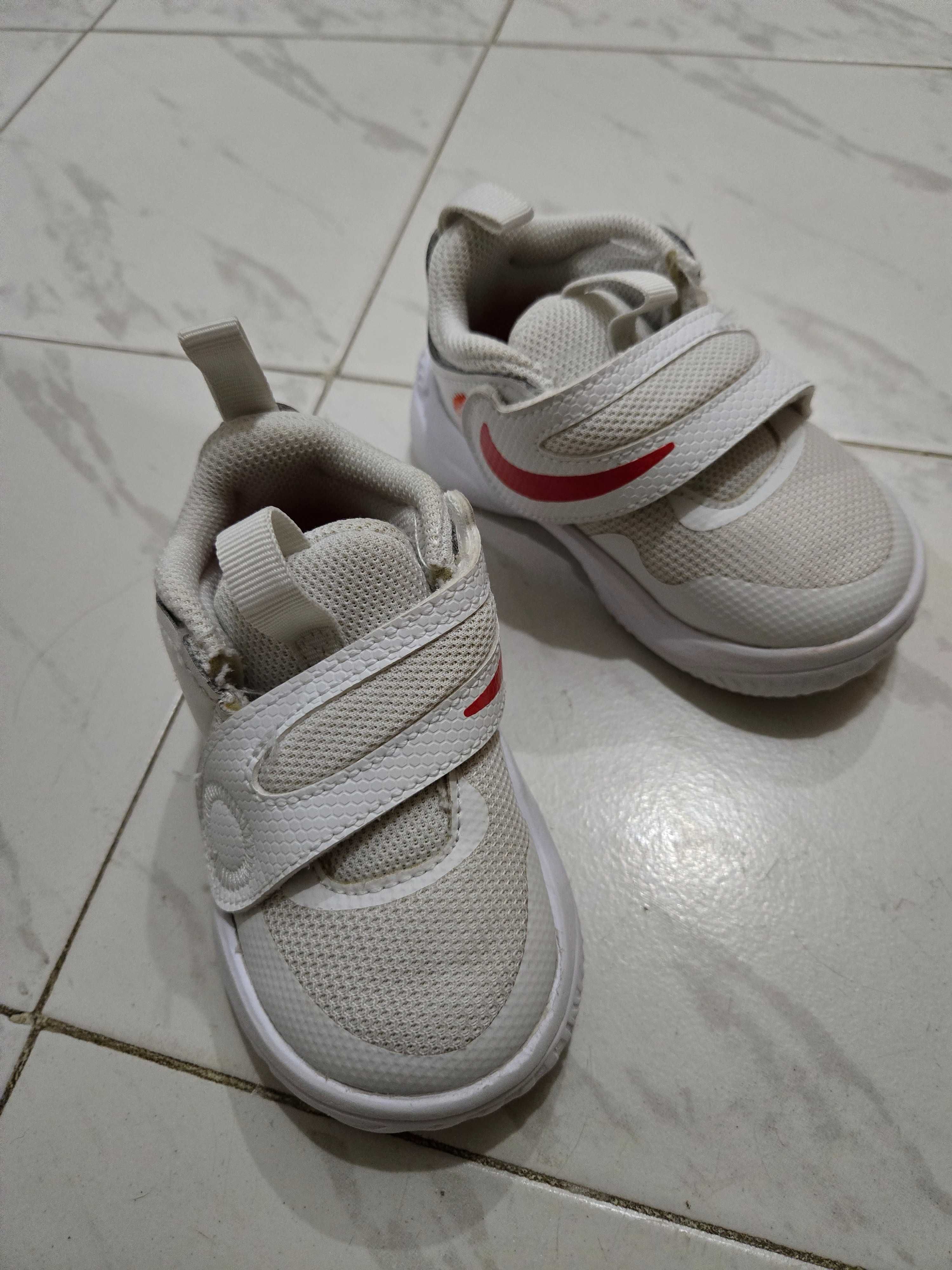 Детски маратонки Nike