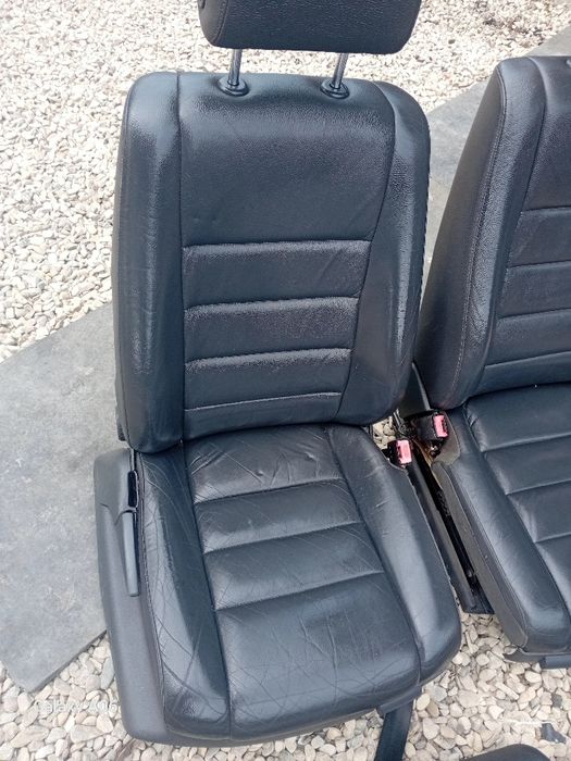 Vând scaune fata si banchete pentru touareg 7L compatibile 2003-2009