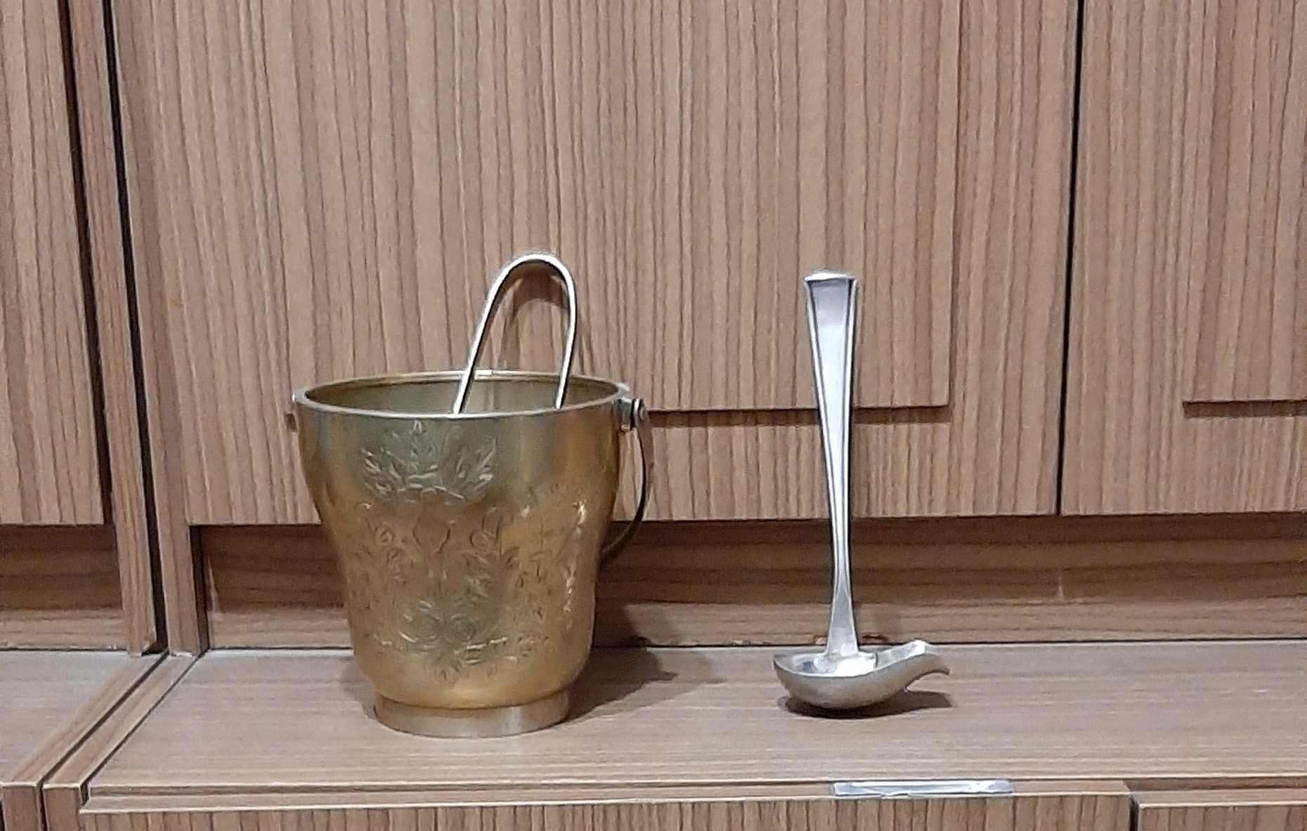Чаша для льда и половник из серебра
