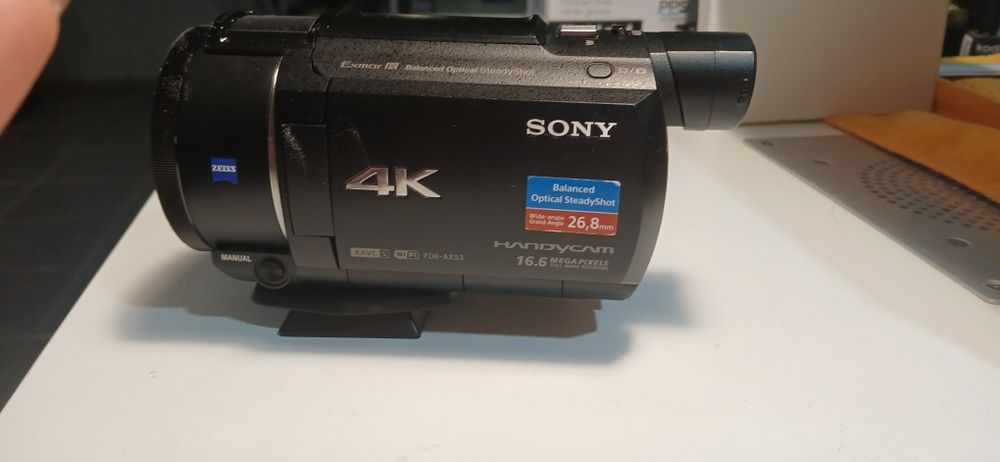 Видеокамера Sony AX53 4K Handycam