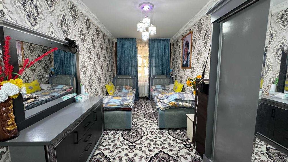 Киргили Пеликан 2 қаватда 3 хонали квартира сотилади. ID: 1492