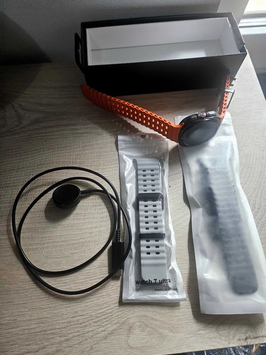 Samsung Galaxy Watch Ultra, 47 mm,  LTE, Titanium Gray.