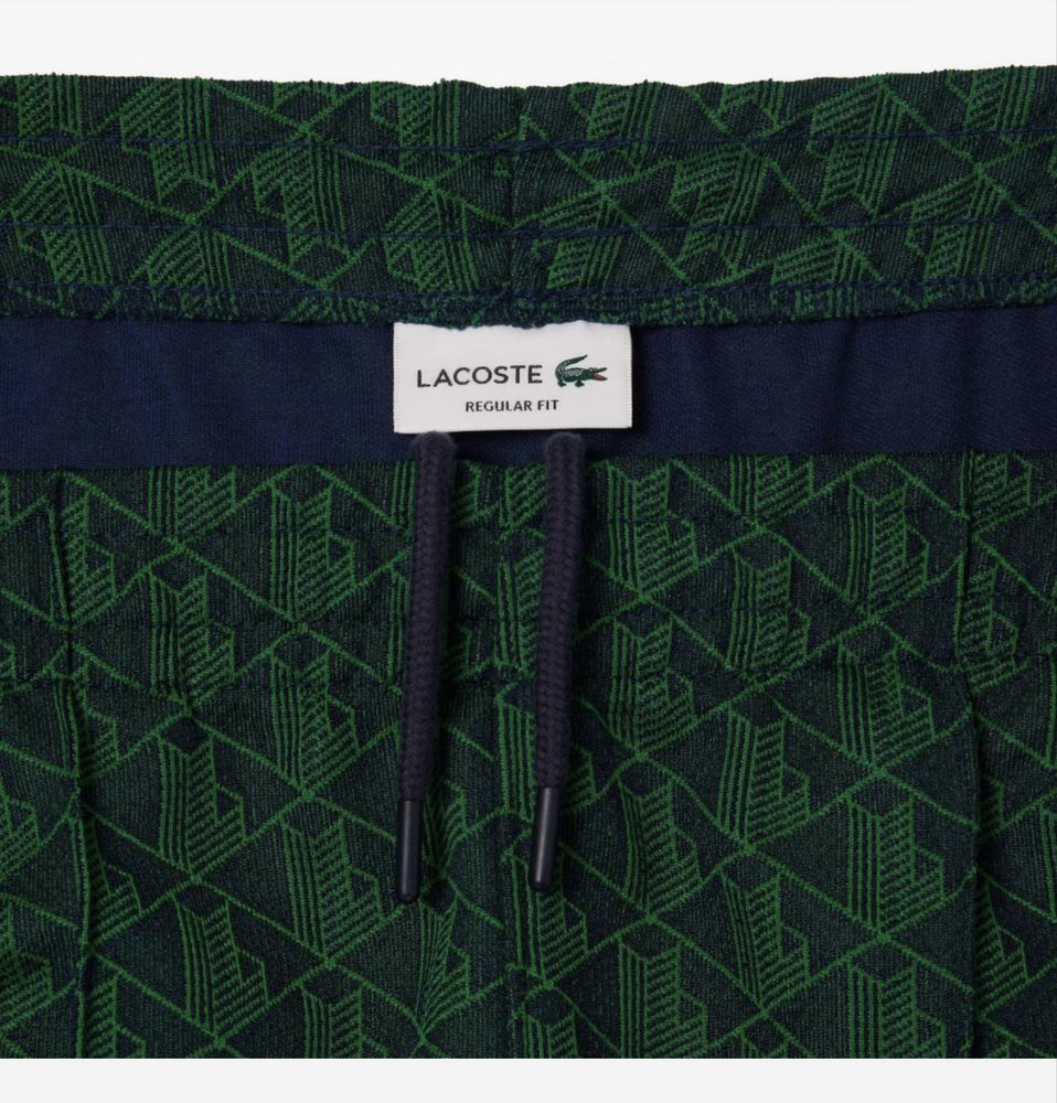 Брюки от Lacoste