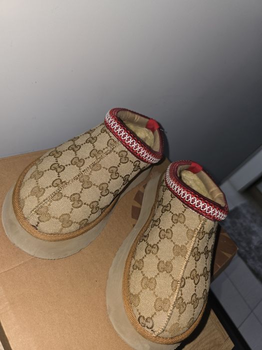 UGG тип пантофки