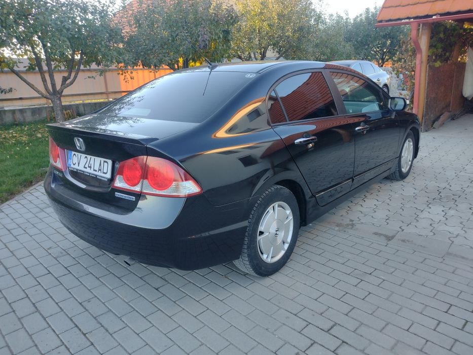 Honda Civic Hibrid variante 4x4