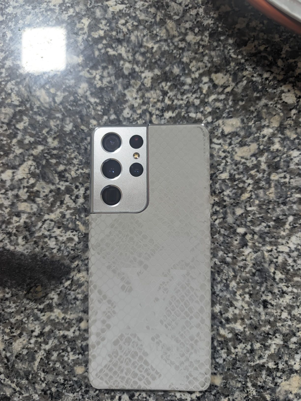 Продаётся Samsung S21 ultra