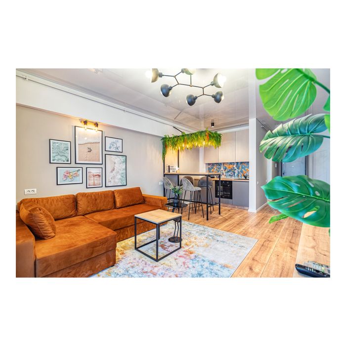 Apartament modern 2 camere Mamaia zona Rex, bloc nou, utilat complet.