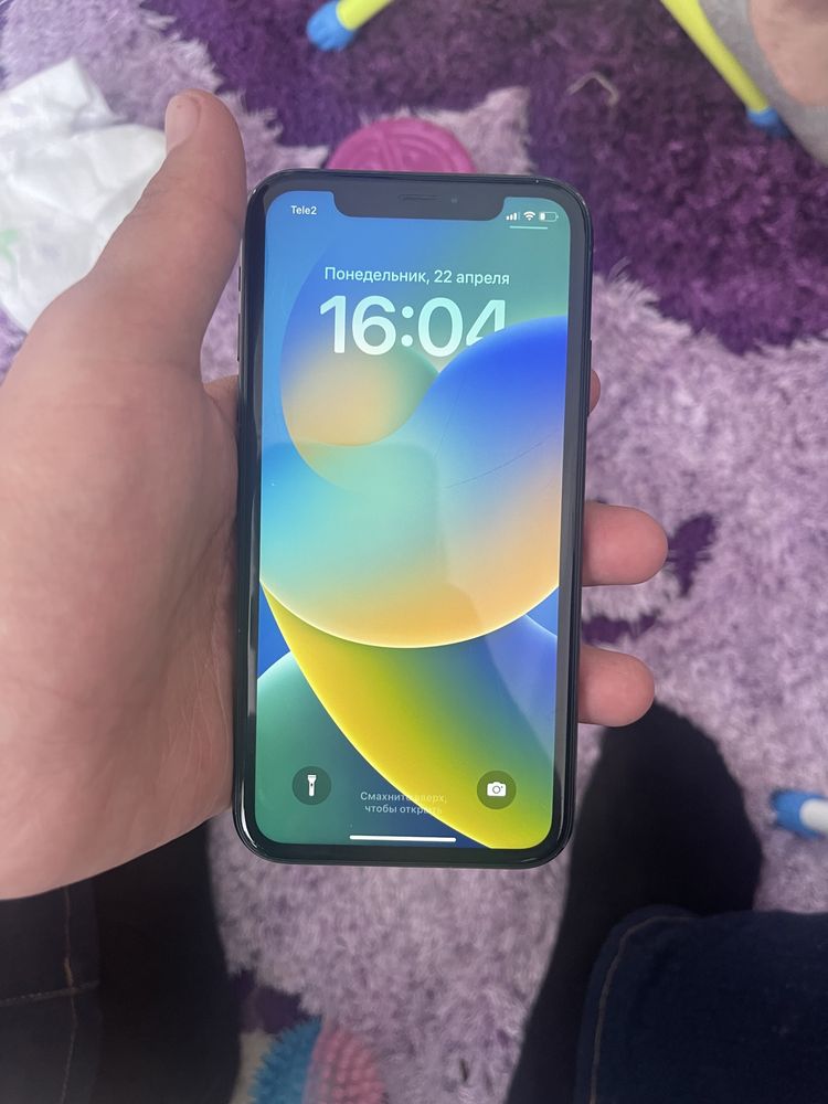 iPhone XR  64GB