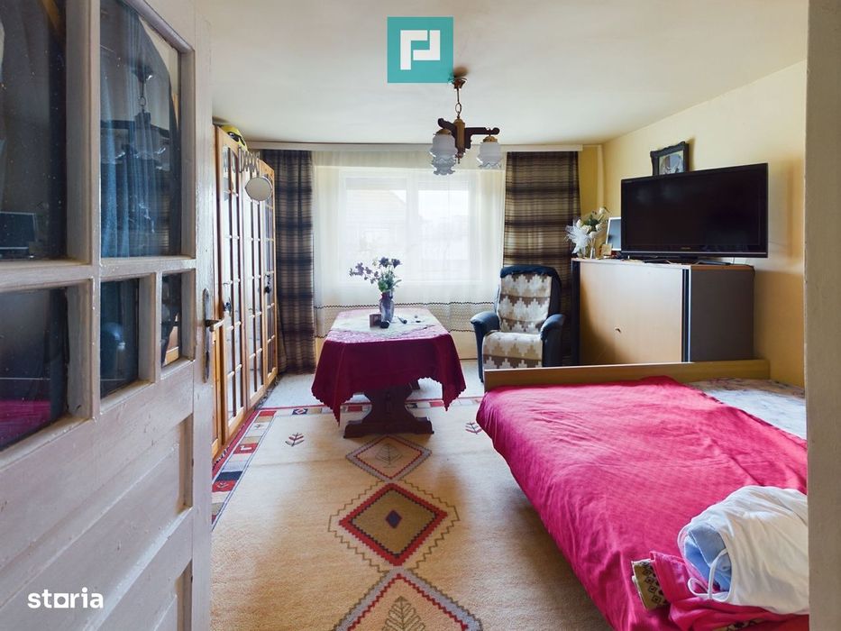 Casă cu teren generos, Turnu