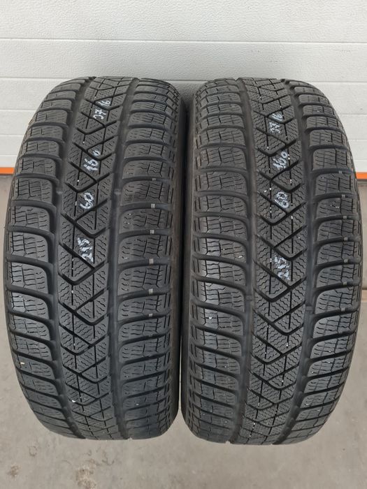 Зимни гуми 2 броя PIRELLI SottoZero3 215 60 R16 дот 3617