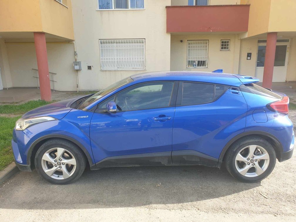 Toyota CHR 2019 model center