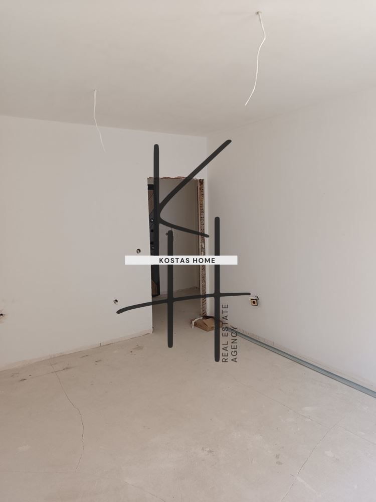 Продава се Тристаен апартамент в Варна, Спортна зала - 100 кв.м за 2270 €/кв.м - Снимка #3