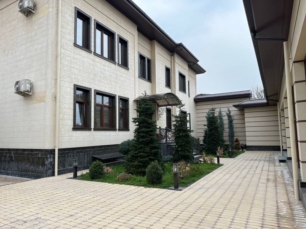 Продается дом Центр Луначарский