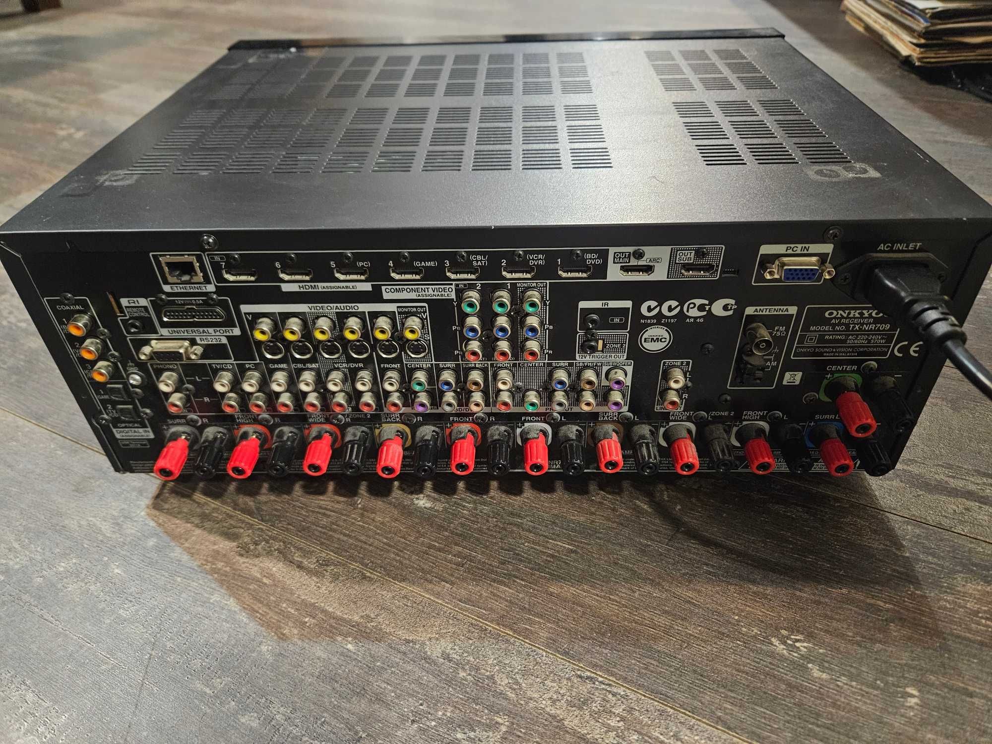 7.2 канален ресивър ONKYO TX-NR 709